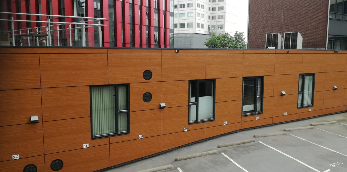 Nieuw: Gevelbekleding bij Houthandel Veneman